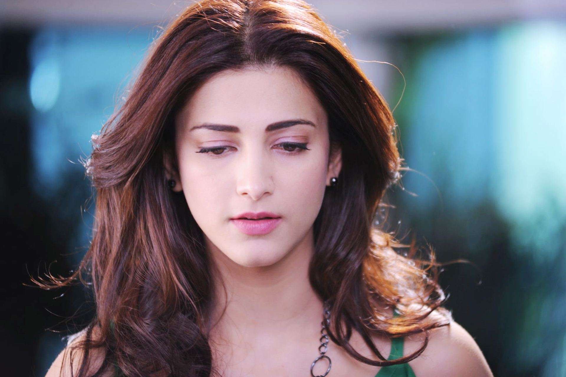 Shruti Hassan cute pics